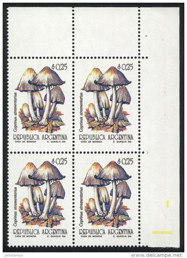 GJ.2592A, 1992/4 Mushrooms 25c., Casa De Moneda Wmk, Corner Block Of 4, Unmounted, Excellent Quality, Catalog Value... - Sonstige & Ohne Zuordnung