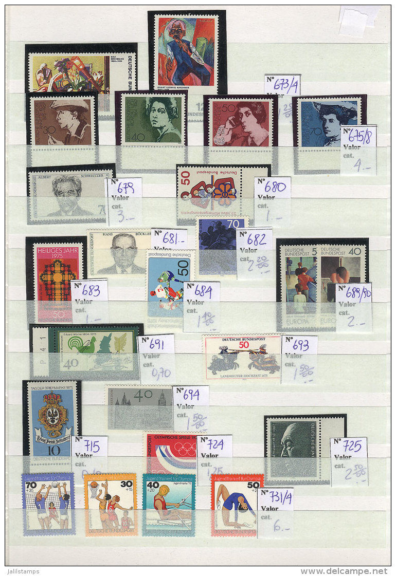 Stock In Stockbook, Most Stamps Are MNH And Of Excellent Quality, Yvert Catalog Value US$1,070+, Perfect... - Collections