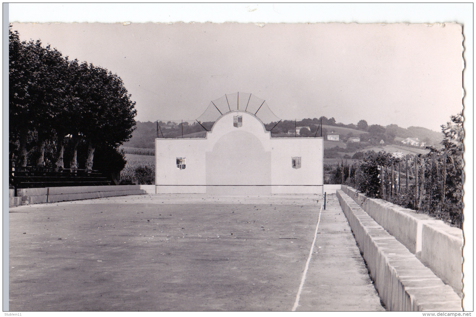 Saint-Pée-sur-Nivelle (Pyrénées-Atlantiques)  Le Fronton        (CPSM, Bords Dentelés, Format 9 X 14) - Other & Unclassified