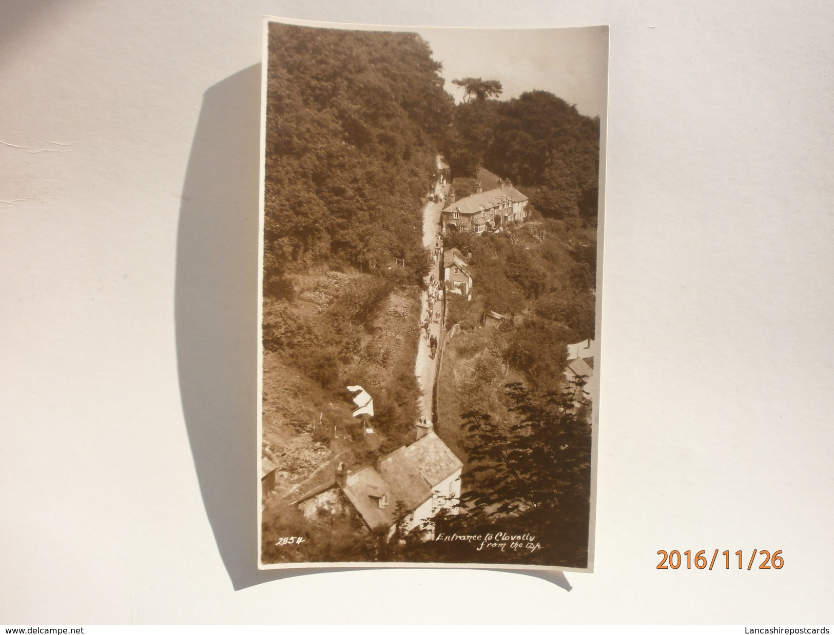 Postcard Entrance To Clovelly From The Top Sunshire Series By Sweetman RP My Ref B1236 - Clovelly