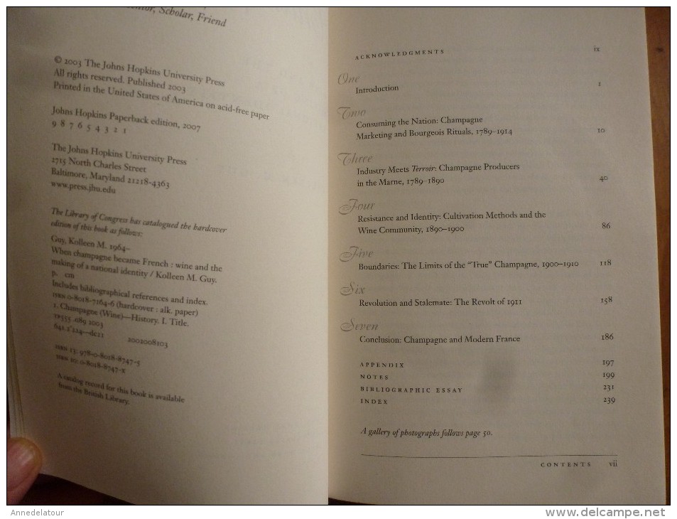 2003  When Champagne Became French: Wine And The Making Of A National Identity - Otros & Sin Clasificación