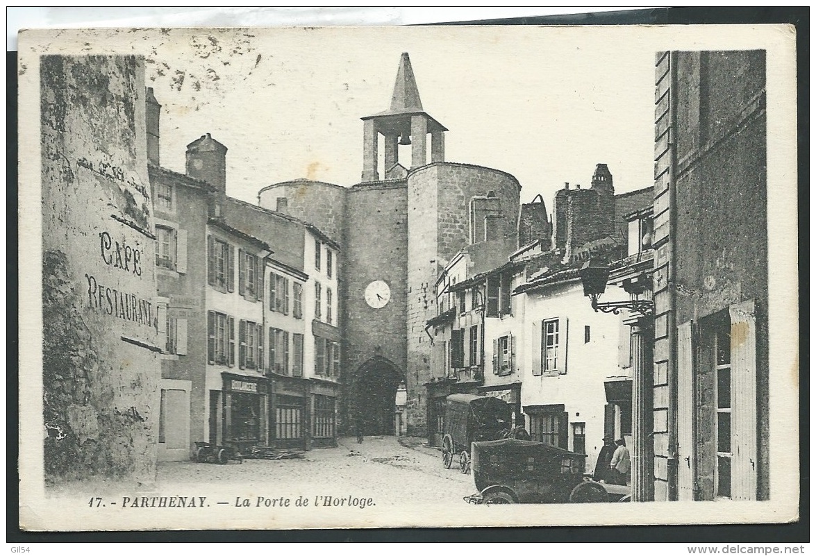 Parthenay La Porte De L'horloge   - Obe2527 - Parthenay