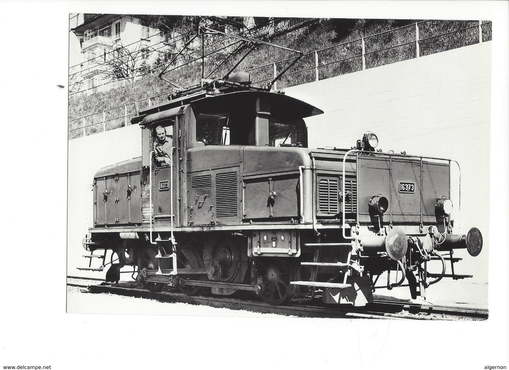 18965 - Locomotive De Manoeuvre Ee 3/3   Nr 112 Foto SBB (format 10X15) - Trains