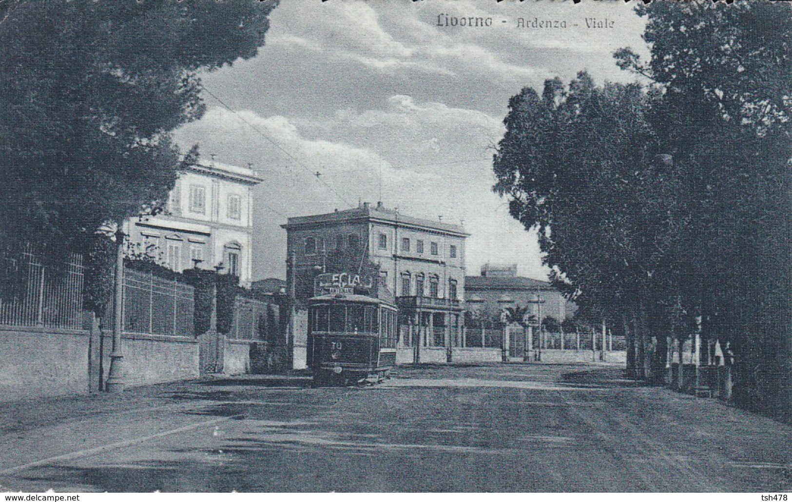 ITALIE----LIVORNO--ardenza--viale--tramway---voir 2 Scans - Livorno