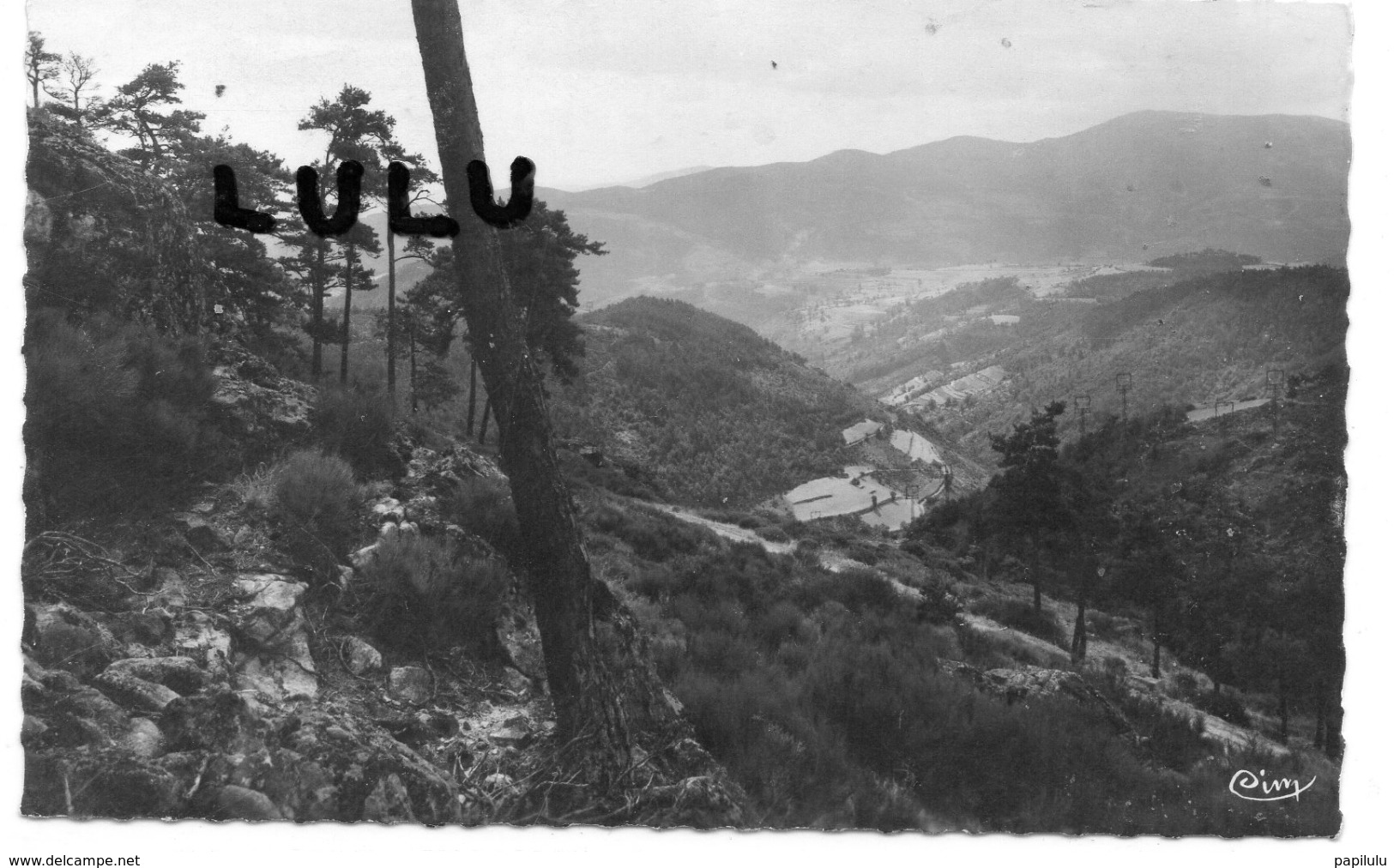 DEPT 42 : 2 Scans : Burdignes , Paysage De La Carrière Sur Les Monts Du Vivarais - Autres & Non Classés