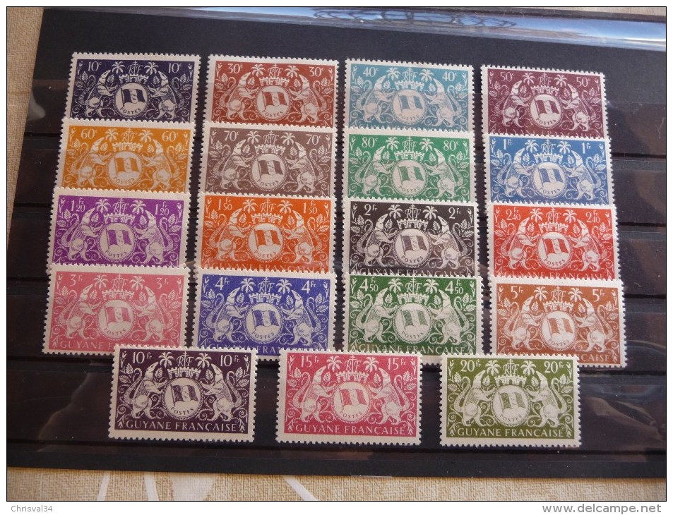 COLLECTION  SERIE  TIMBRES  GUYANE  FR   N  182  A  200   COTE  14,60  EUROS  NEUFS  LUXE** - Collections (sans Albums)