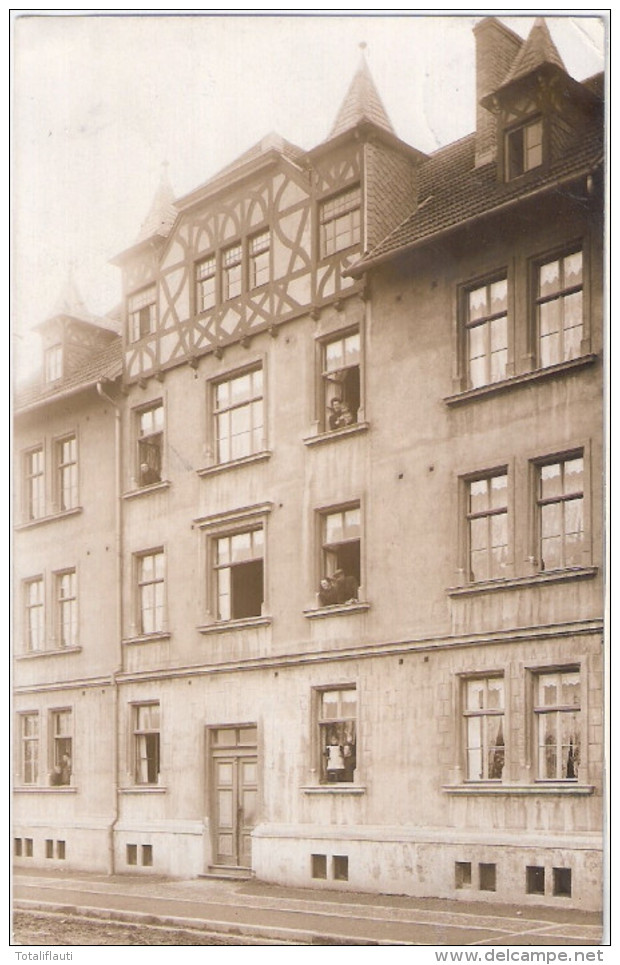 NORDHAUSEN Hausfassade Belebt In Strassenfront Original Private Fotokarte 28.3.1910 Gelaufen - Nordhausen