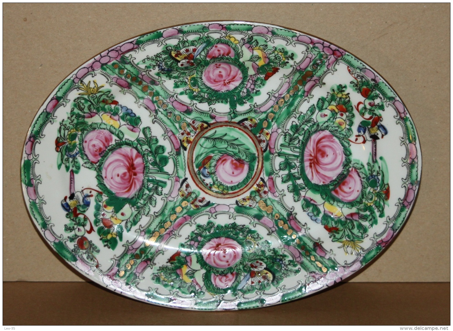 Art D'Asie  - Plat Ovale En Porcelaine De Canton Chine - Art Asiatique