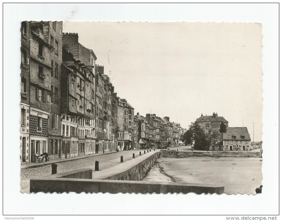 Calvados - 14 - Honfleur Quai Ste Catherine Et Lieutenance Ed Photo Quatrehomme 6 - Honfleur