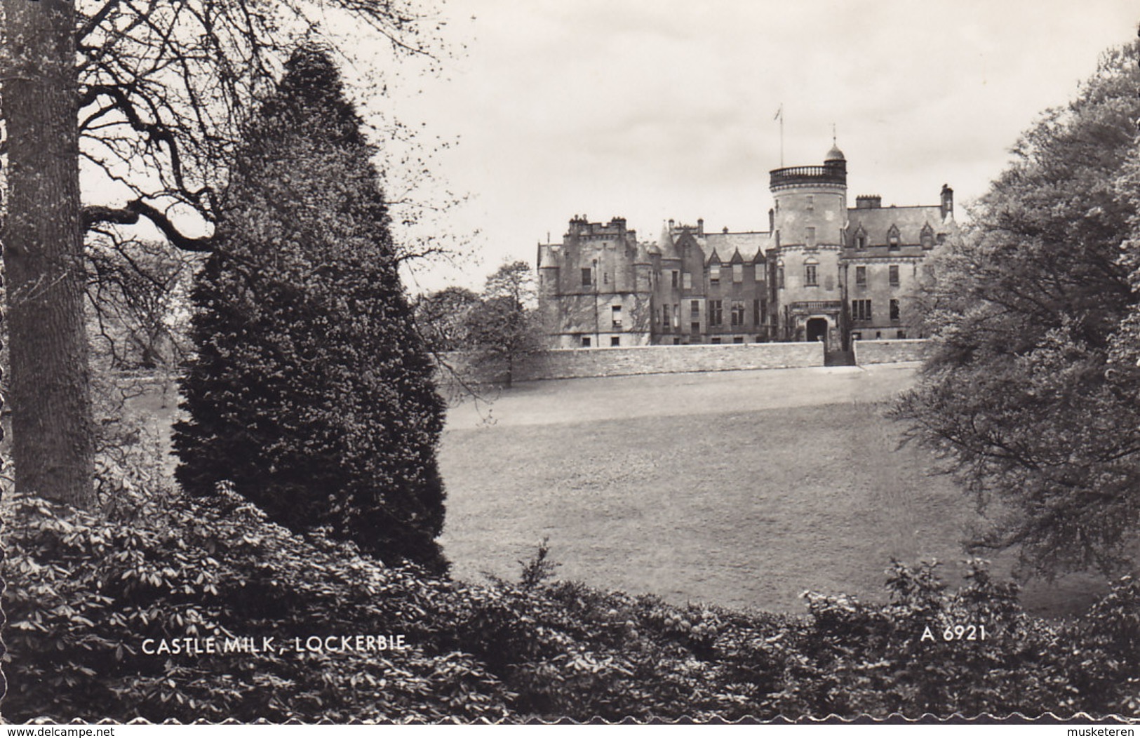 United Kingdom PPC Scotland Castle Milk, Lockerbie Valentine's Post Card Echte Real Photo Véritable (2 Scans) - Dumfriesshire