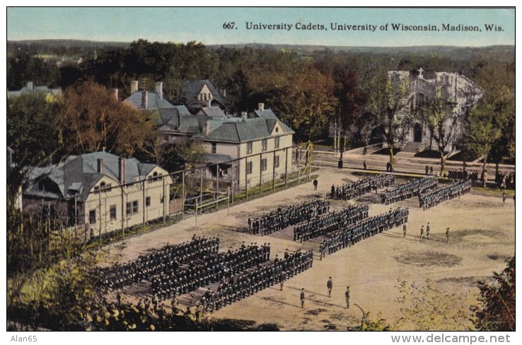 Madison Wisconsin, University Of Wisconsin Cadets March On Grounds, C1910s Vintage Postcard - Madison