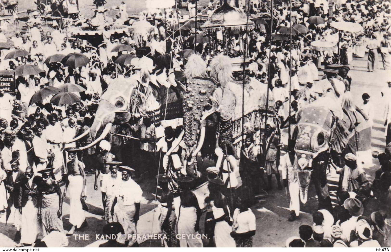 SRI-LANKA--(CEYLON )--the Kandy Perahera--éleplants--voir 2 Scans - Sri Lanka (Ceylon)