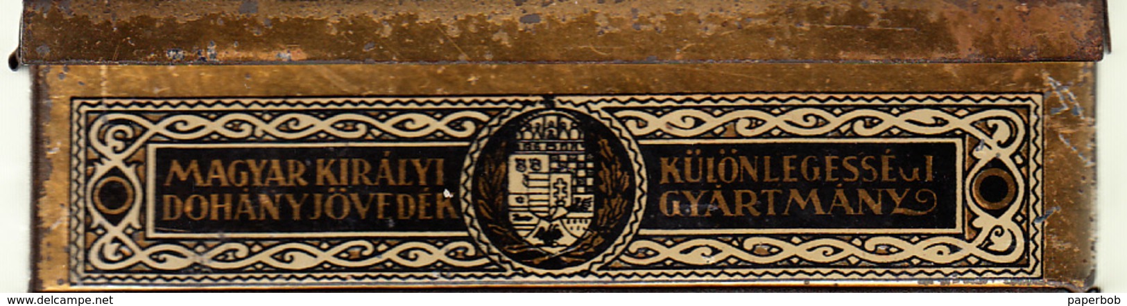 TOBACCO METAL BOX,HUNGARY 1920th ,13.5cm X 11cm X 3cm - Tabaksdozen (leeg)
