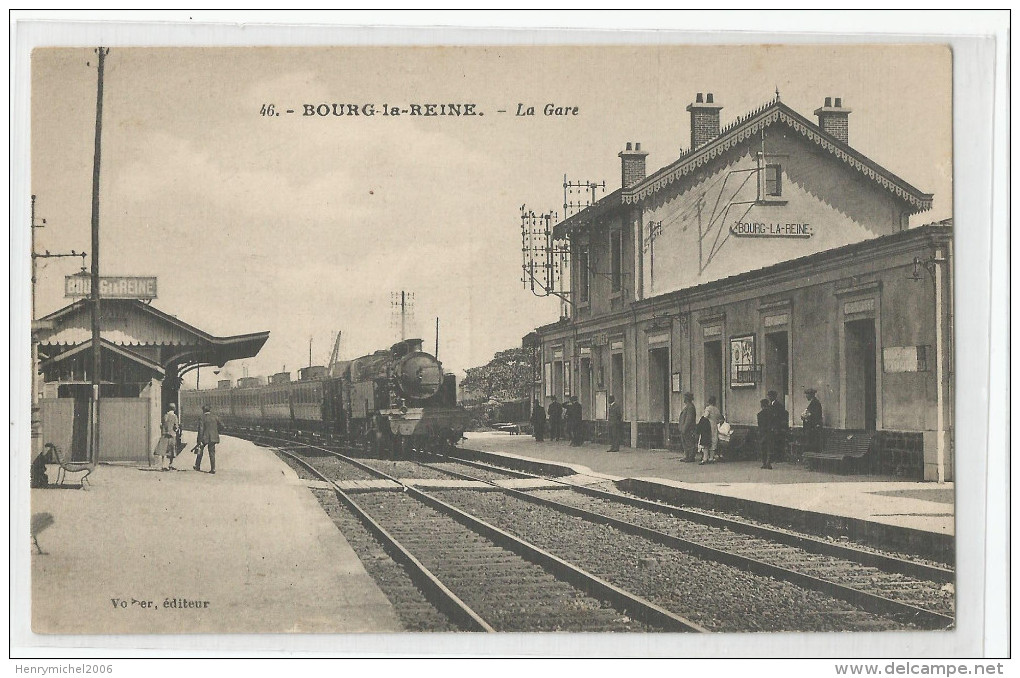 92 Bourg La Reine La Gare Arrivée D'un Train - Bourg La Reine