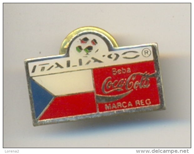 13-col5. Pin Coca Cola. Italia-90. Bandera Checoslovaquia - Coca-Cola