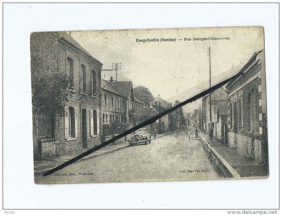 CPA   Souple -  Escarbotin  (somme )  -  Rue Georges Clémenceau  (auto , Voiture Ancienne Citroën Traction ) - Friville Escarbotin