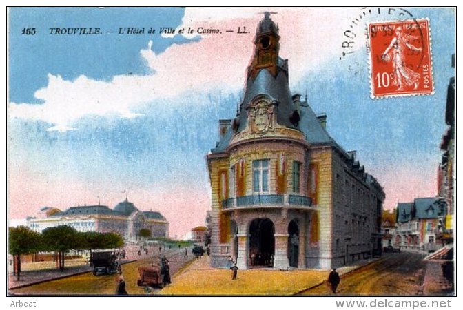 14 TROUVILLE ++ L´Hôtel De Ville Et Le Casino ++ - Trouville