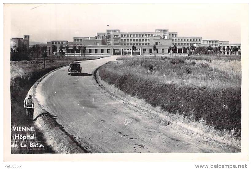 38 - VIENNE : L'Hpital De La Bâtie - CPSM Photo Noir Et Blanc Format CPA 1943 - Isère - Vienne