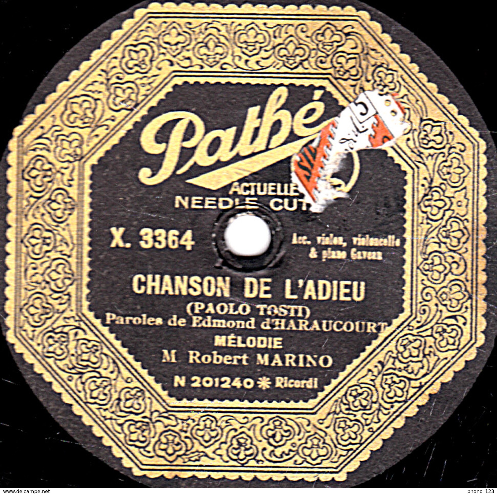 78 T. - 25 Cm - état  B - Robert MARINO - SERENADE DU PASSANT - CHANSON DE L'ADIEU - 78 T - Disques Pour Gramophone