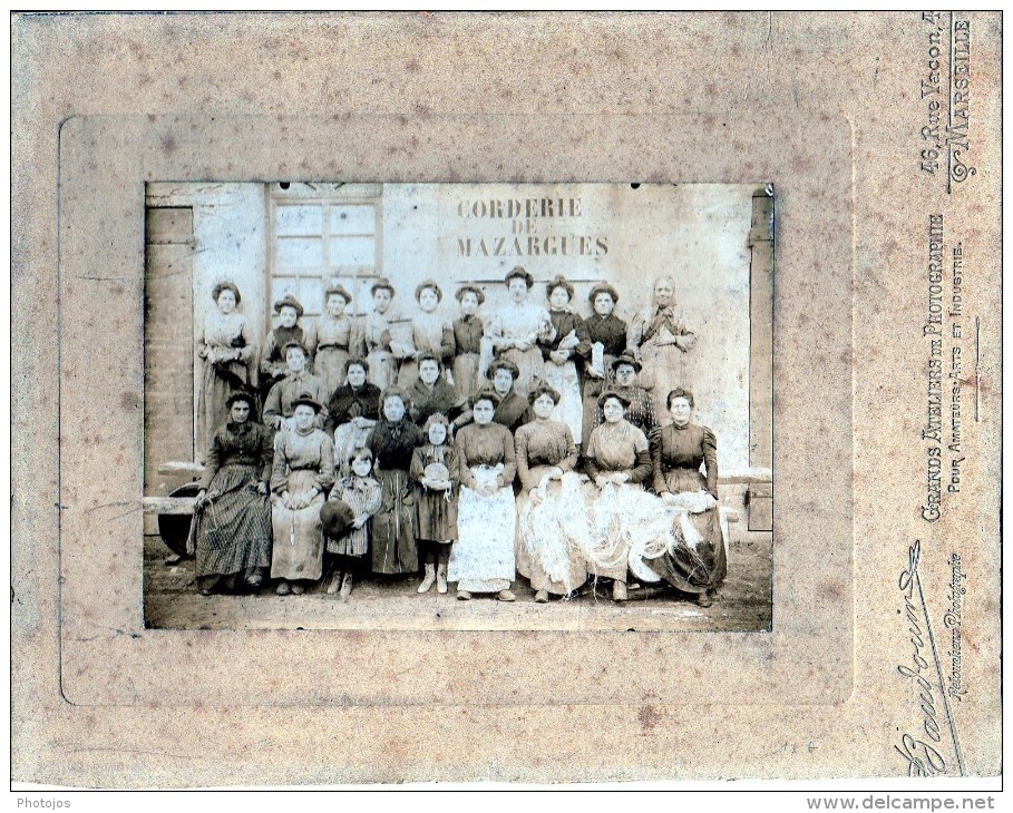 Exceptionnelle Photo Des Ouvrières De La Corderie De Mazargues Marseille (13) Fin XIXème - Anciennes (Av. 1900)