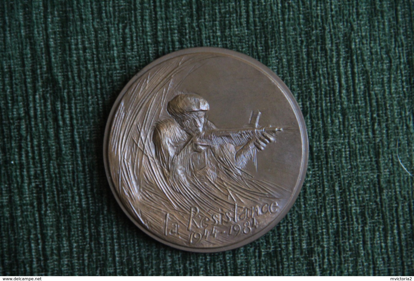 Superbe Médaille En Bronze " La Résistance 1944 - 1984", 40 ème Anniversaire "Les Débarquements". - Autres & Non Classés