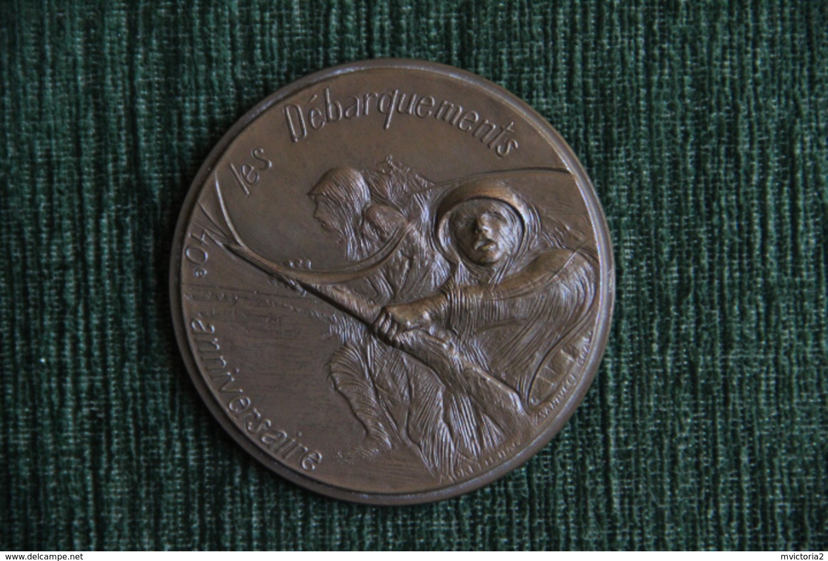 Superbe Médaille En Bronze " La Résistance 1944 - 1984", 40 ème Anniversaire "Les Débarquements". - Autres & Non Classés