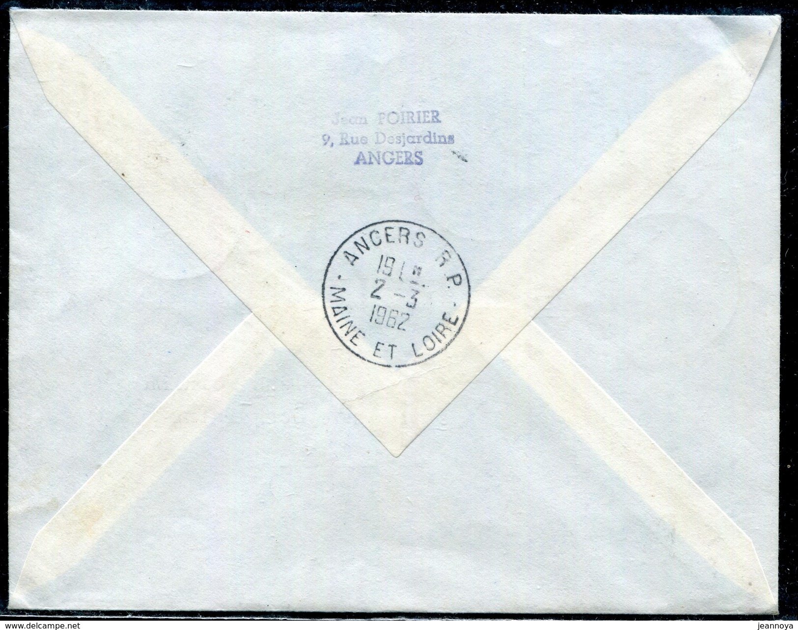 T.A.A.F. -   N° 4 + 19 / LETTRE AVION  DES KERGUELEN LE 7/2/1962 POUR ANGERS - SUP - Covers & Documents