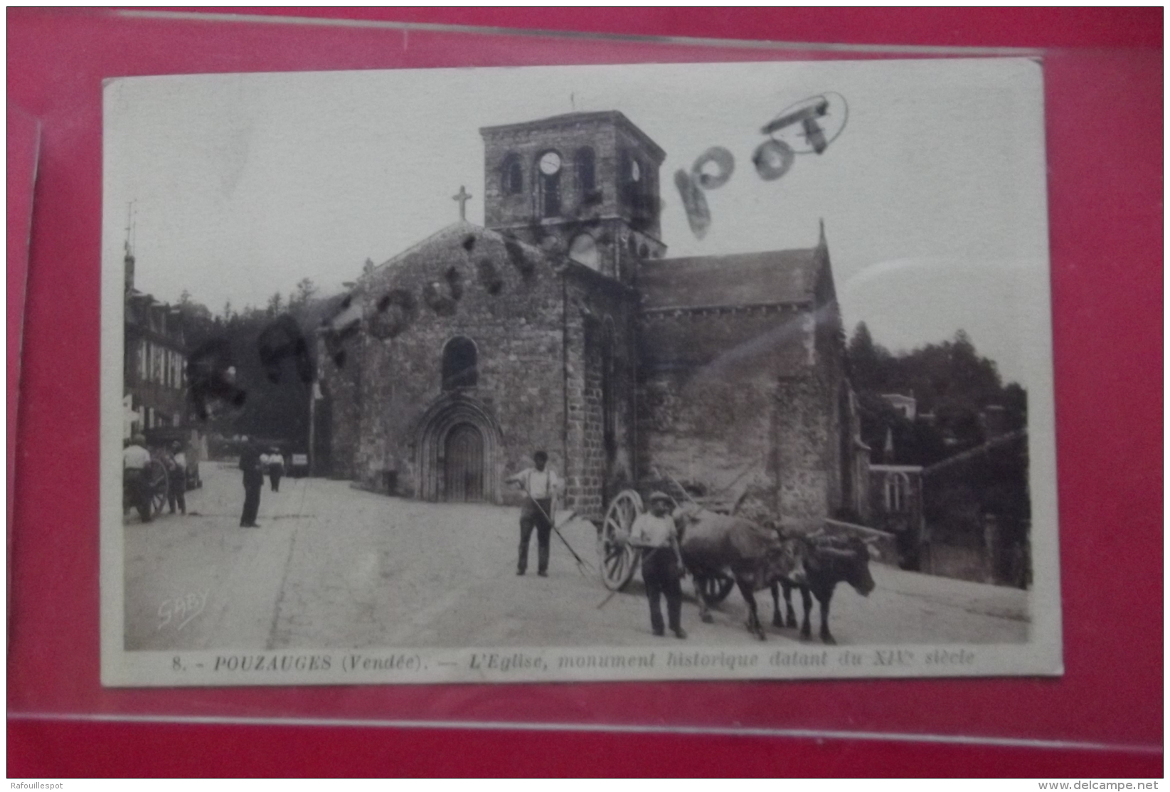 Cp Pouzauges L'eglise Monument Historique Datant Du XIV° Siecle - Pouzauges