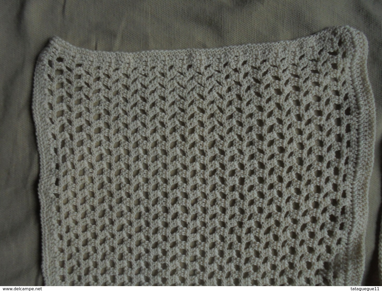 Ancien - 2 Napperons Rectangle Au Crochet En Coton Perlé Années 50 - Spitzen Und Stoffe