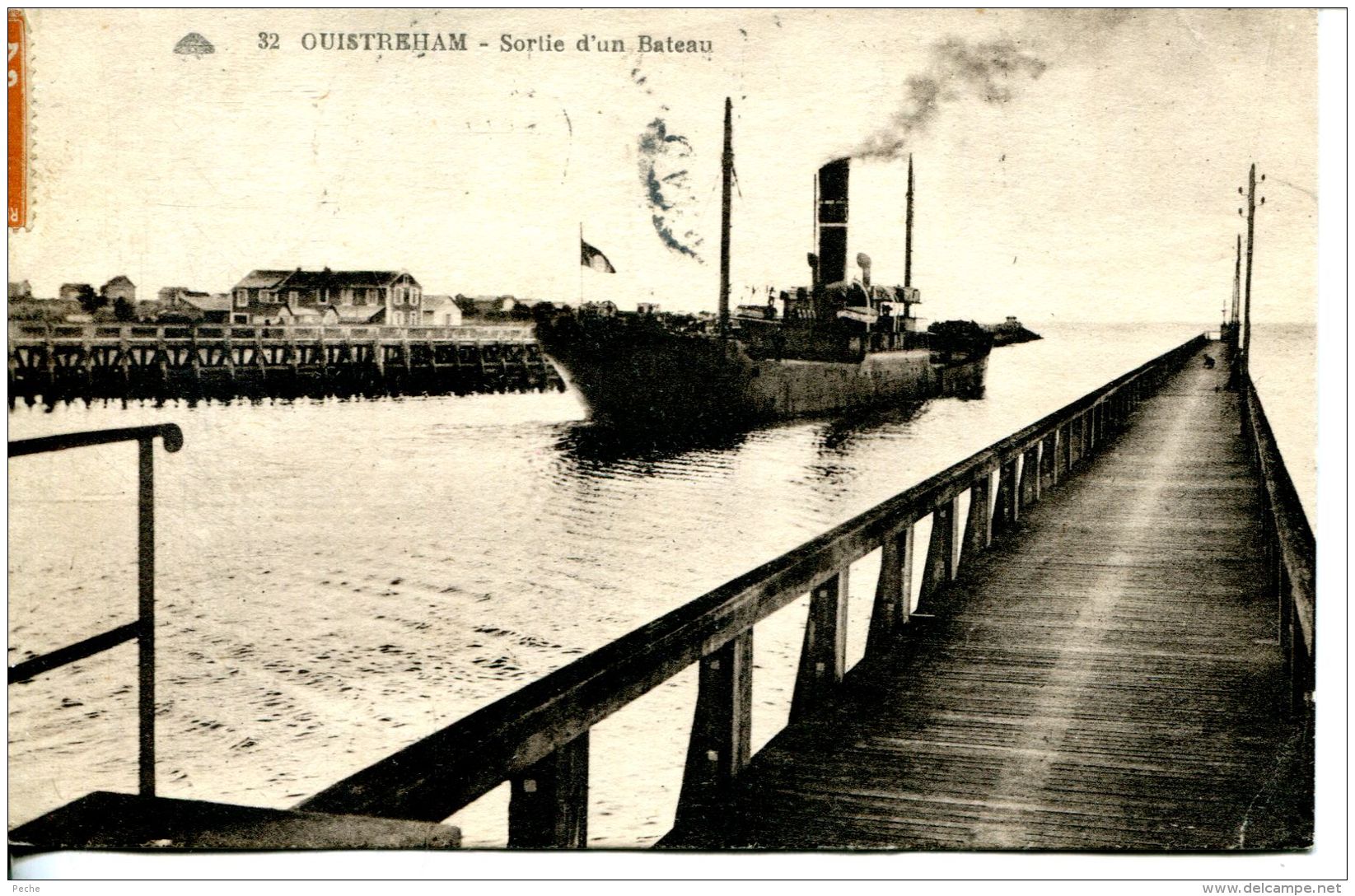 N°209 L -cpa Ouistreham -sortie D'un Bateau- - Commerce