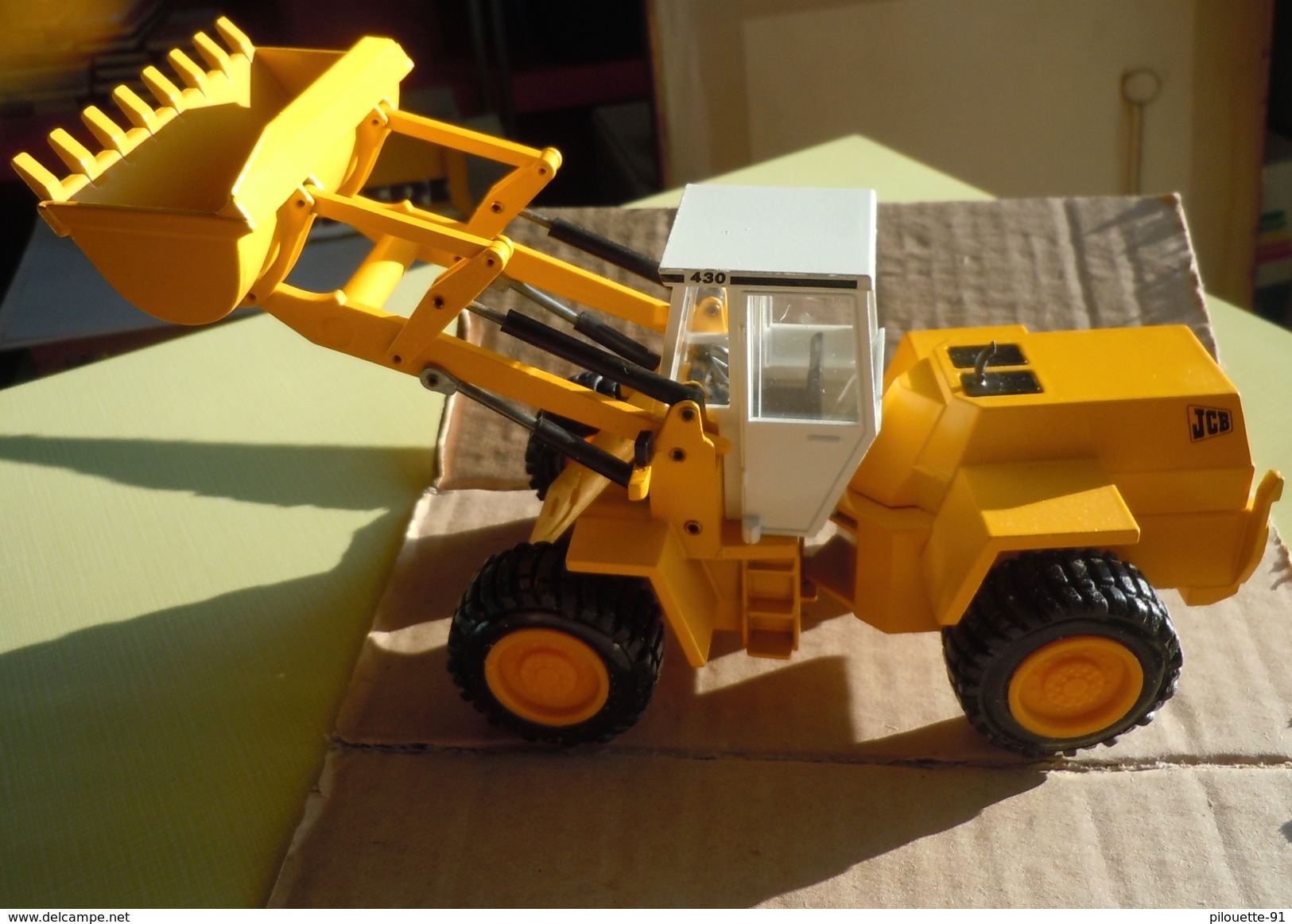 NZG N° 251 JCB 430 ARTICULATED WHEELED LOADER M1:35 - Camions, Bus Et Construction