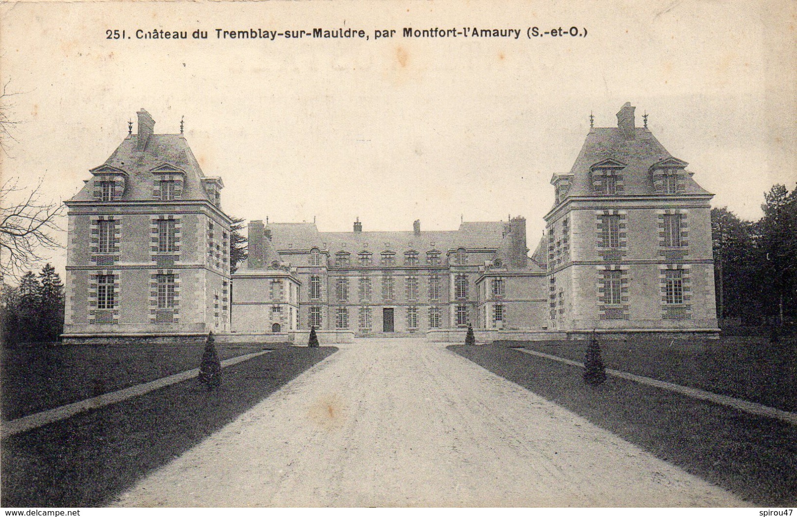 CPA CHATEAU DE TREMBLAY SUR MAULDRE PAR MONTFORT L'AMAURY - Autres & Non Classés