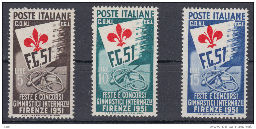 Italia - 1951 Feste E Concorsi Ginnastici Sass. 661/663 ** (5 £ Con Varietà Giglio Spostato In Basso, 10 E 15 £ In Alto) - Varietà E Curiosità