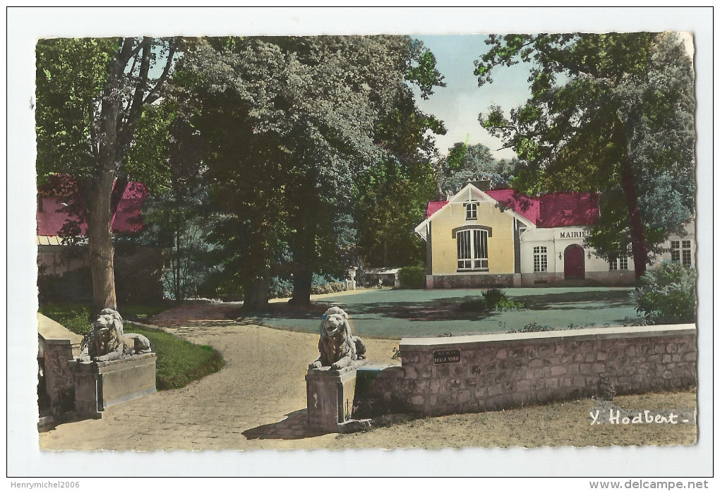 Seine Et Marne - 77 - Barbizon Le Jardin De La Mairie Ed Photo Yves Hodbert - Barbizon