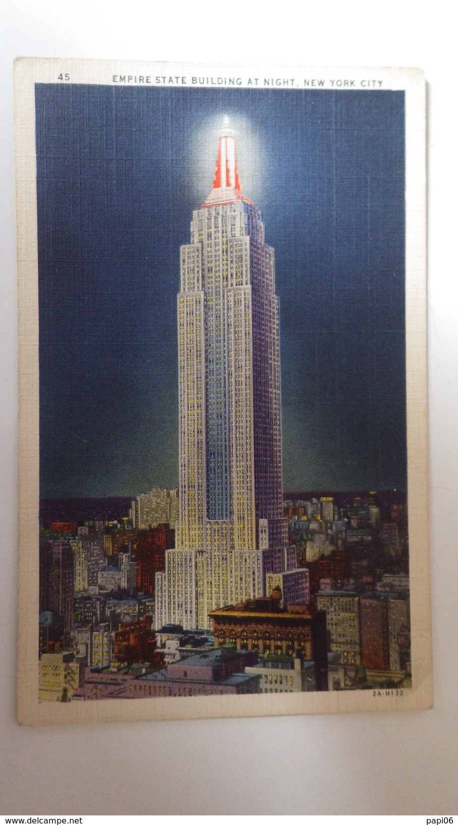 USA. New- York City. Empire State Building. First Av. - Empire State Building