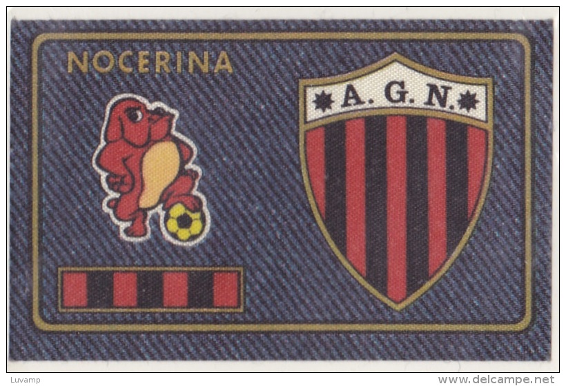 NOCERINA  1978/79 -SCUDETTO TELA Da RECUPERO (60313) - Edizione Italiana