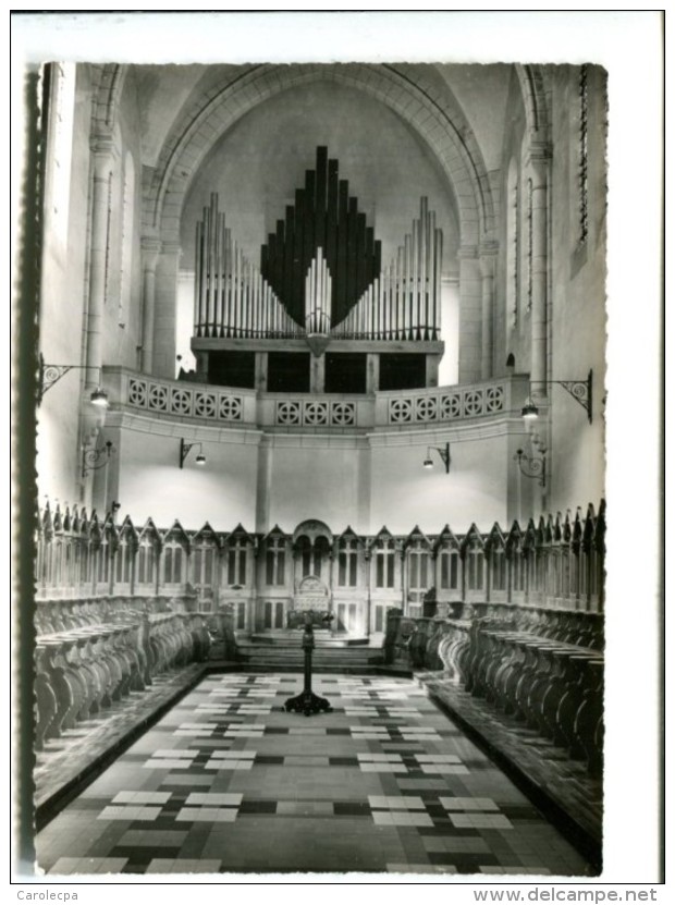 CP   DOURGNE      (81)  ABBAYE SAINTE SCHOLASTIQUE  CHOEUR DES MONIALES  (orgues) - Dourgne