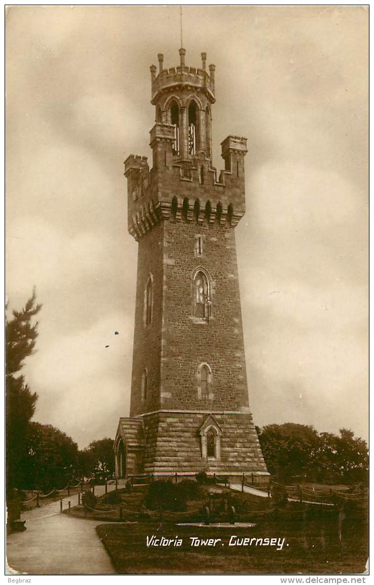 GUERNSEY     VICTORIA TOWER - Guernsey