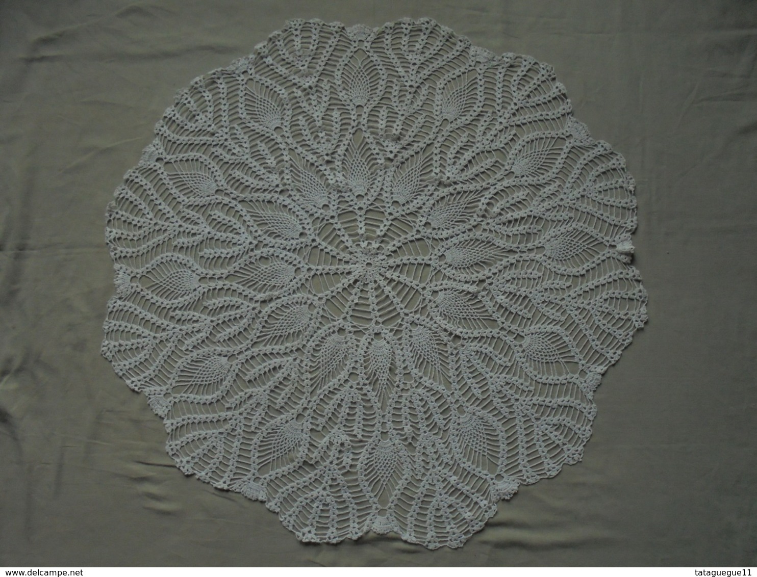 Ancien - Grand Napperon Crochet Coton Perlé - Laces & Cloth