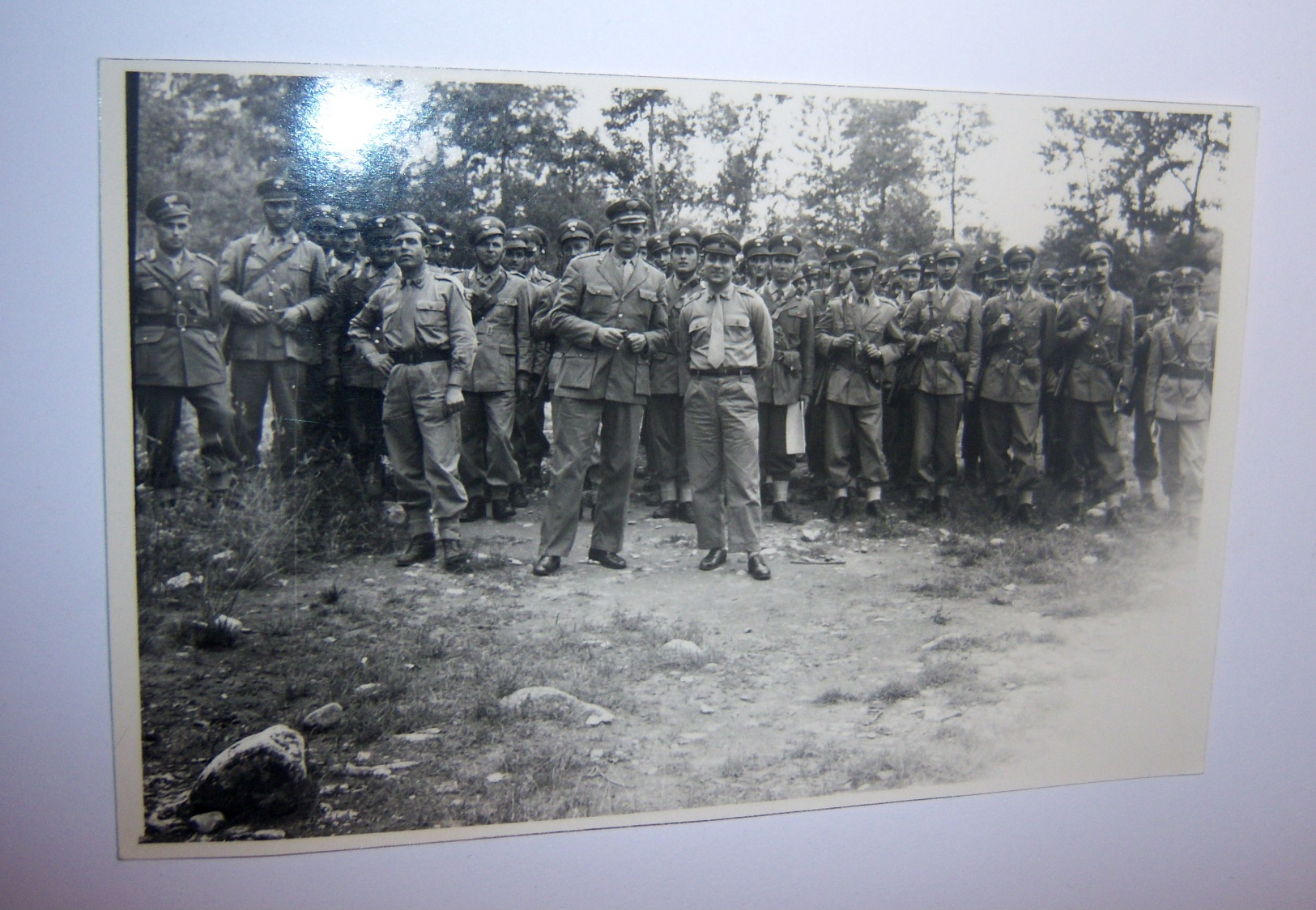 F1125 FOTOGRAFIA CARABINIERI IN UNIFORME DI SERVIZIO ARMATO ANNI 60 - Guerra, Militari