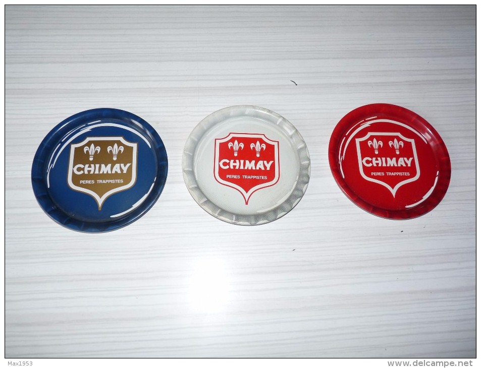 3 SOUS-VERRES DE COULEURS DIFFERENTES  EN TÔLE -  CHIMAY PERES TRAPPISTES - Diamètres 10 Cm - - Beer Mats