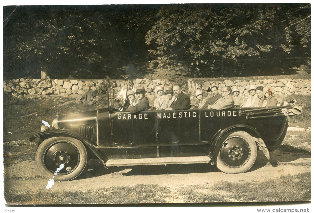 AUTOCAR(LOURDES) CARTE PHOTO - Bus & Autocars