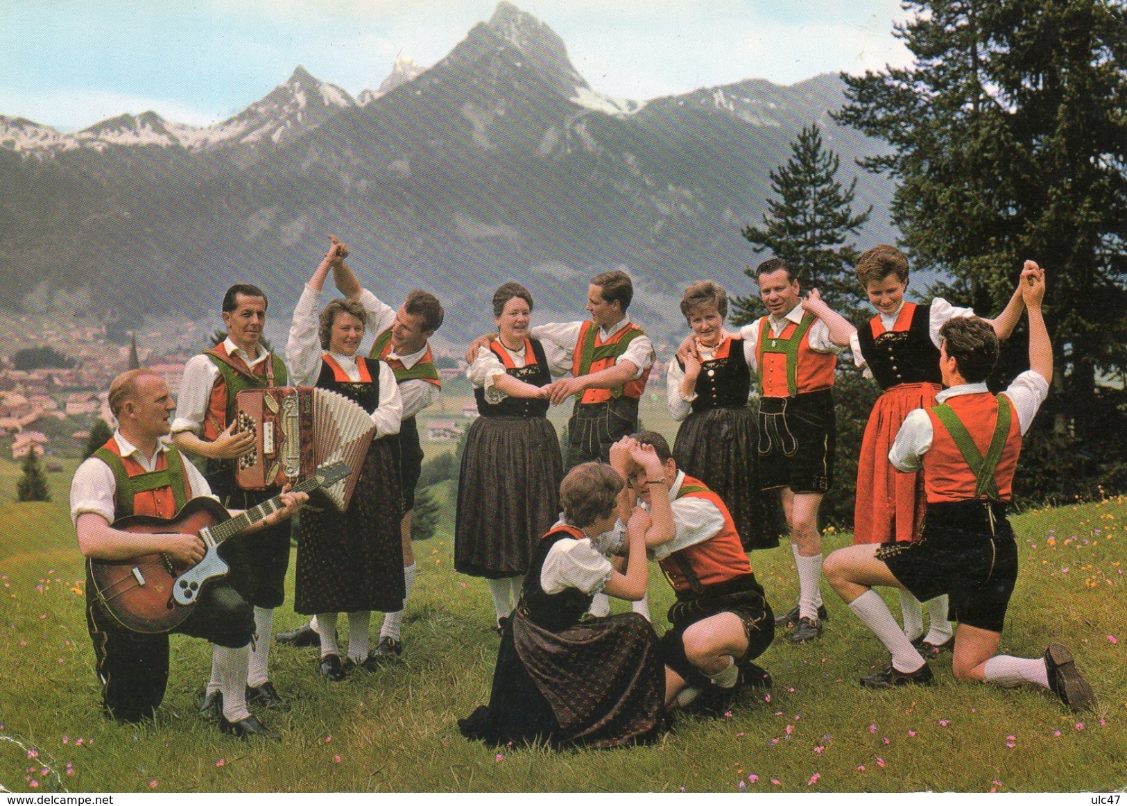 - Trachtenverein Lechaschau - Figurentanz - Reutte Mit Gernspitze 2164 M. TIROL - Scan Verso - - Reutte