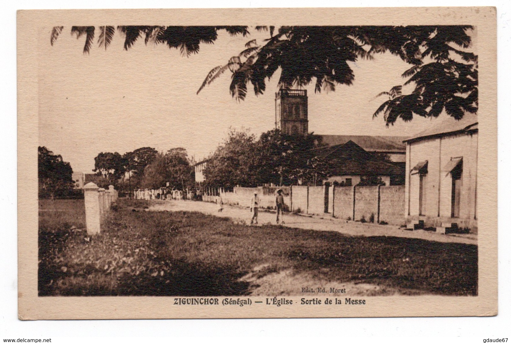 ZIGUINCHOR (SENEGAL) - L'EGLISE, SORTIE DE LA MESSE - Senegal