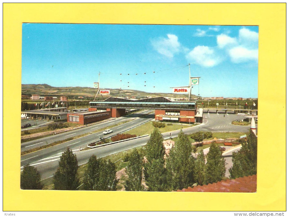 Postcard - Italia, Autostrada Del Sole, Autogrill Cantagallo      (V 30398) - Other & Unclassified