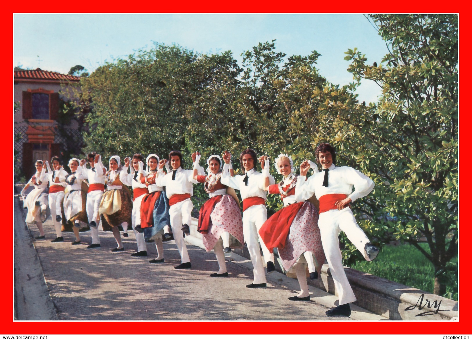 MARSEILLE CHATEAU GOMBERT 1978 LA FARANDOLE PAR LE ROUDELET FELIBREN FOLKLORE PROVENÇAL COSTUME DANSE GROUPE FOLKLORIQUE - Saint Barnabé, Saint Julien, Montolivet