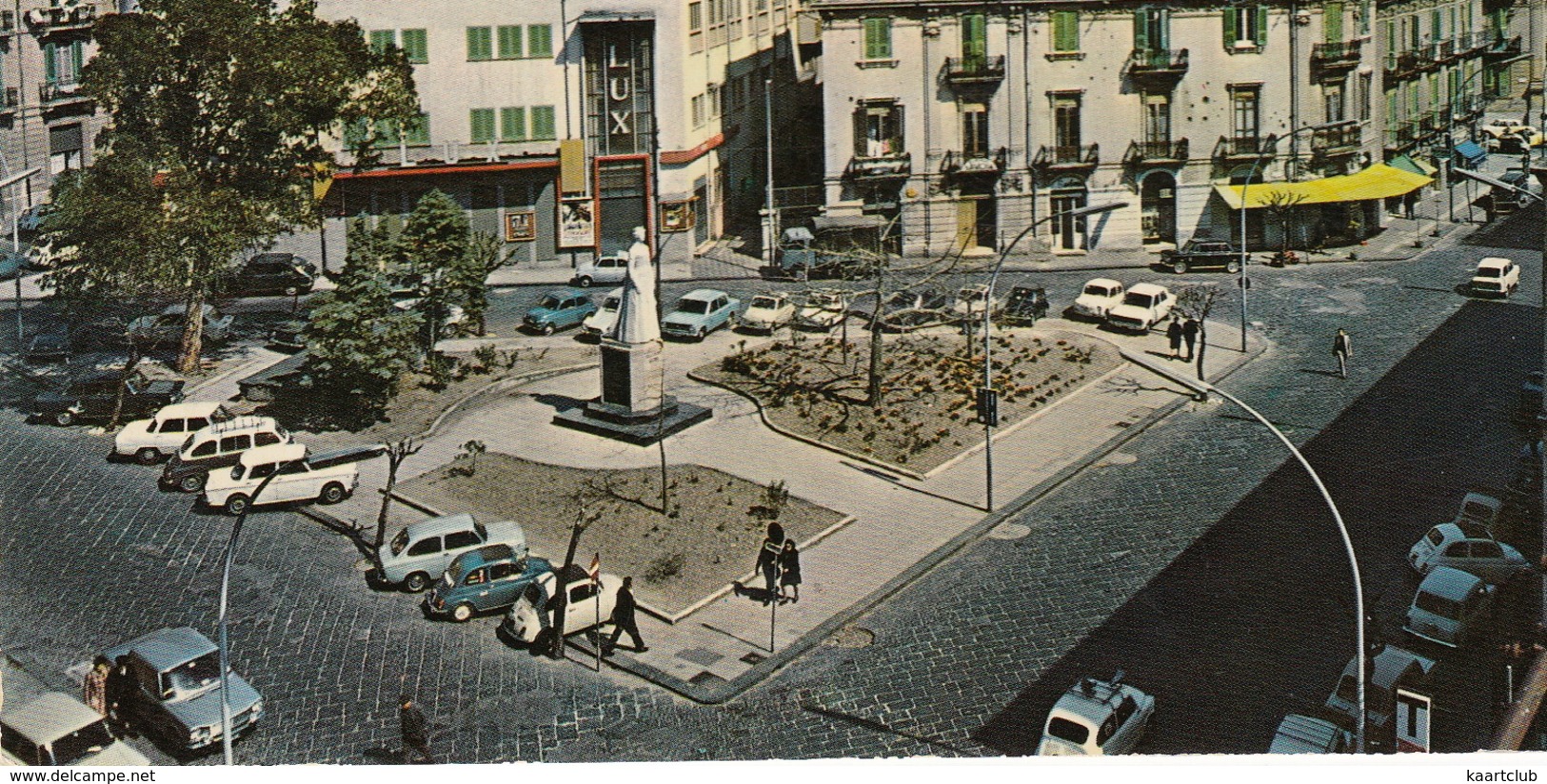 Messina: SIMCA 1300, FIAT 500, 600, 600 MULTIPLA, 850, 1100, ALFA ROMEO GIULIA- 'LUX' , Piazza Monumento Regina Elena - PKW