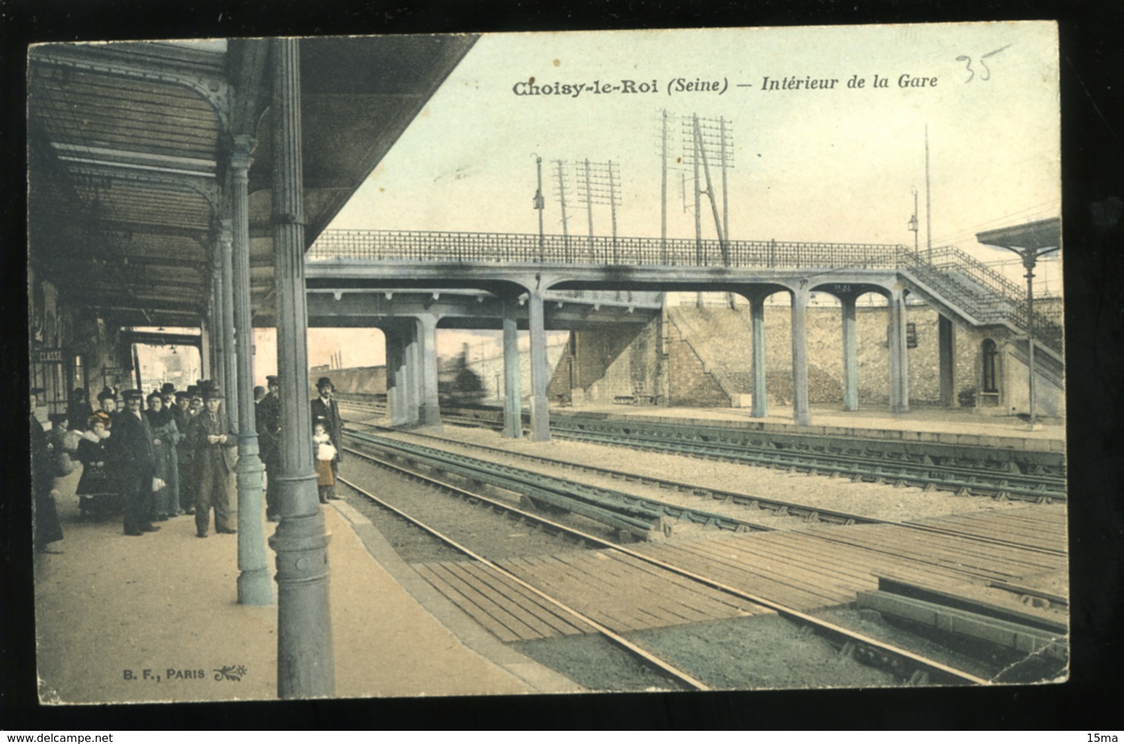 94 Val De Marne  Choisy Le Roi Intérieur De La Gare 1906 Animée BF Coin Inférieur Droit Plié - Choisy Le Roi