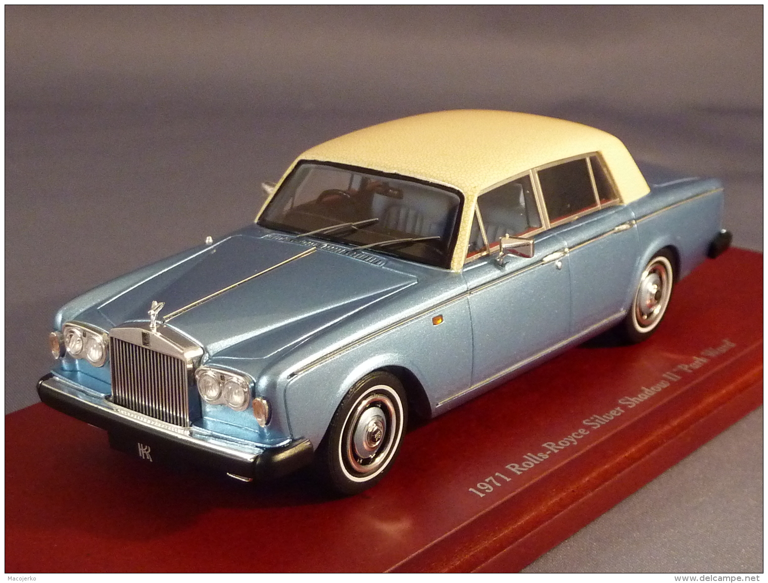 True Scale Miniatures 134351, Rolls Royce Silver Shadow II Park Ward, 1971, 1:43 - Autres & Non Classés