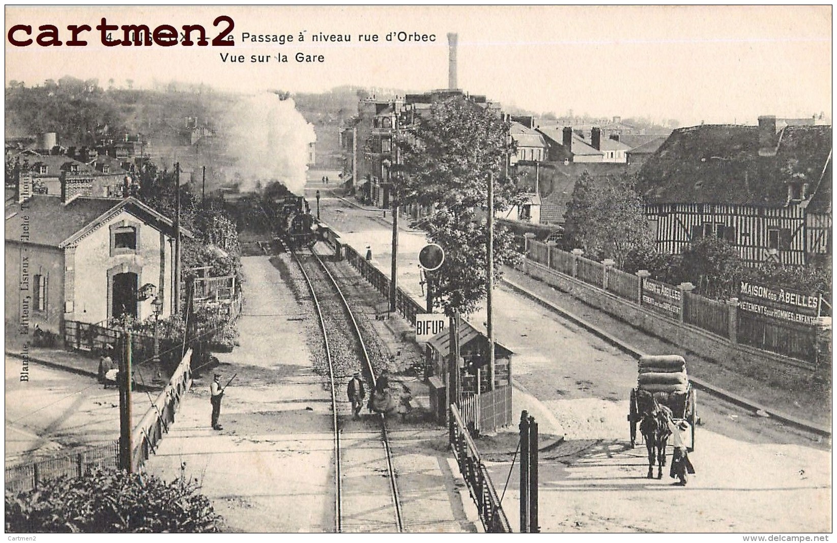 LISIEUX PASSAGE A NIVEAU RUE D'ORBEC TRAIN LOCOMOTIVE GARE 14 CALVADOS - Lisieux